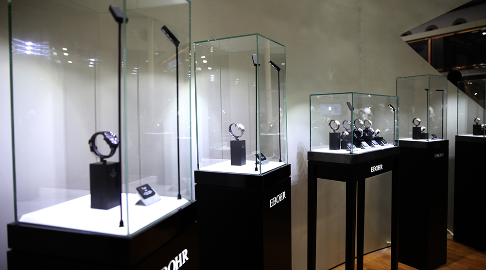 依波馆陈列.jpg 依波馆陈列.jpg