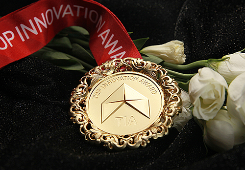 3-TIA奖章.jpg